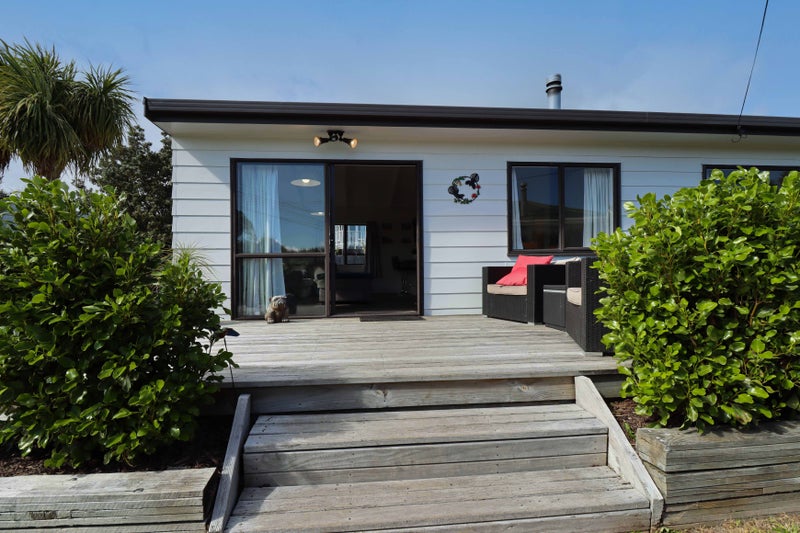 38 New York Street, Martinborough, Martinborough - Carousel 25