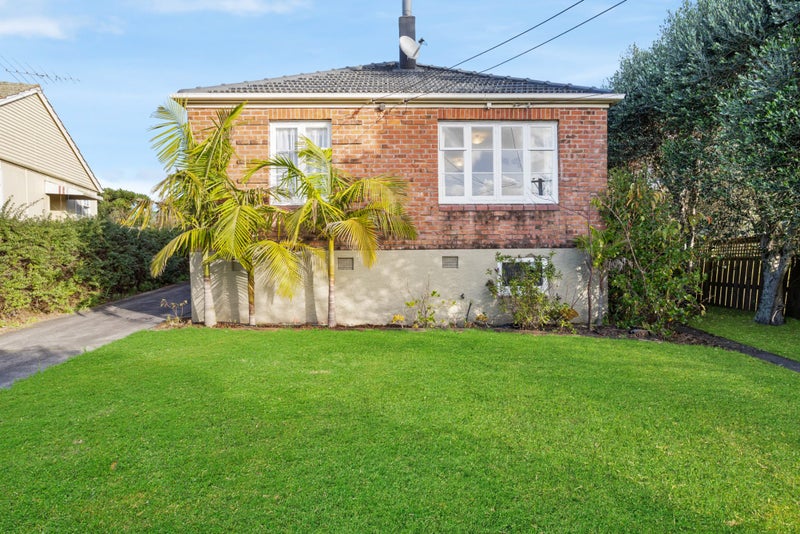 74 Tahapa Crescent, Meadowbank, Auckland - Carousel 16
