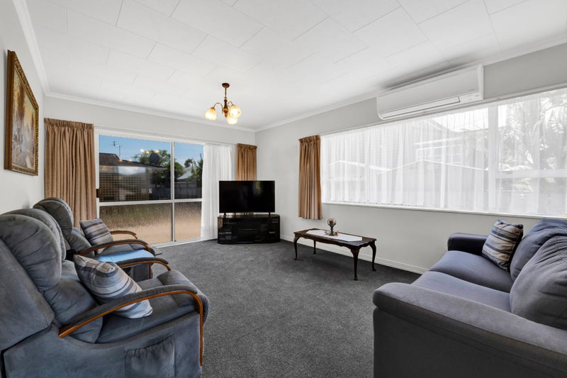 1/20 Tukapa Street, Westown, New Plymouth - Carousel 2