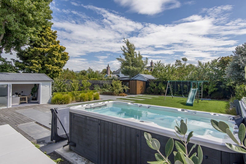 81 Weston Road, St Albans, Christchurch - Carousel 2