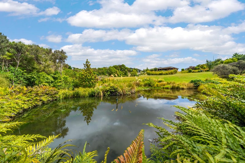 80 Kirton Drive, Riverstone Terraces, Upper Hutt - Carousel 2