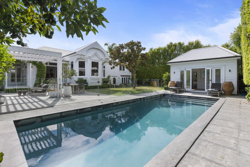 17 Tainui Road, Devonport, Auckland - Carousel 1