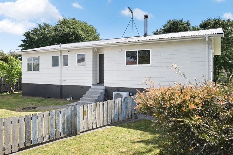 11 Crawshaw Drive, Nawton, Hamilton - Carousel 15