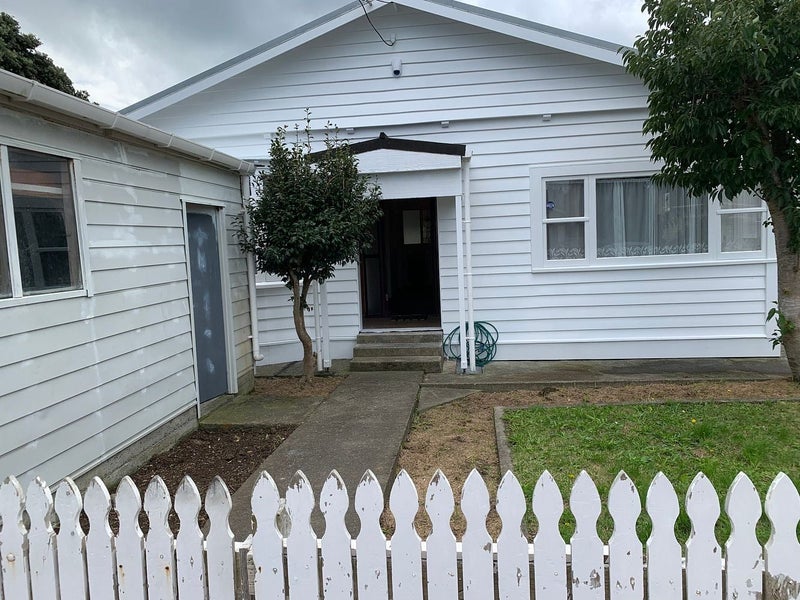 41 Rotherham Terrace, Miramar, Wellington - Carousel 1