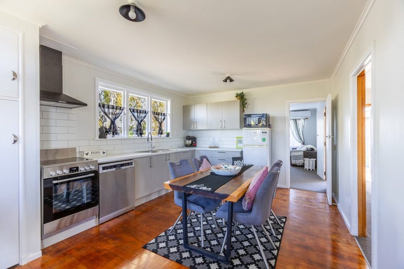 5B Harold Holt Avenue, Onekawa, Napier - Carousel 2