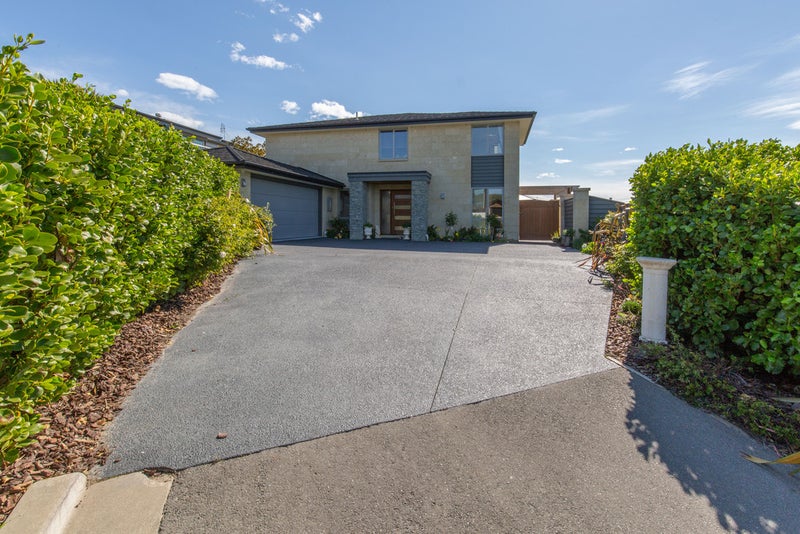 11 Old Barrow Heights, Huntsbury, Christchurch - Carousel 26