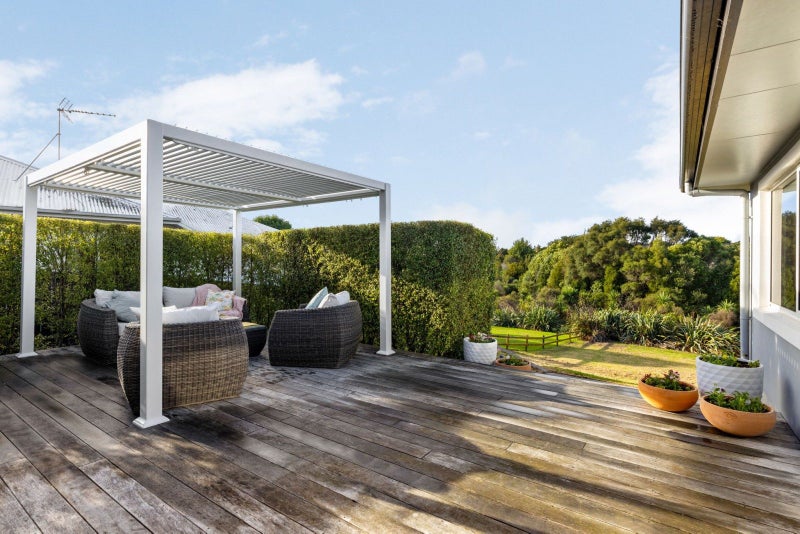 18 Bos Crescent, Flagstaff, Hamilton - Carousel 2