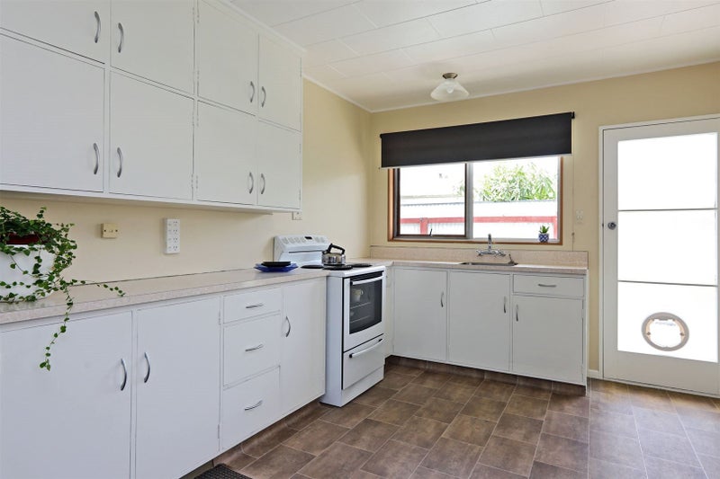 908A Florence Street, Raureka, Hastings - Carousel 2