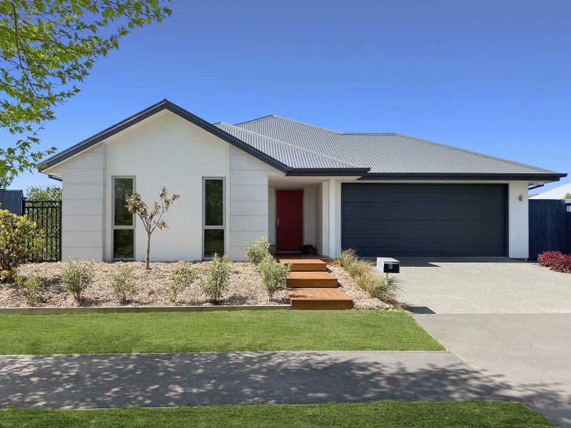 10 Eastfield Drive, Lincoln, Lincoln - Carousel 1