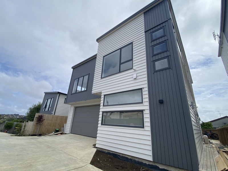 35B Deanna Drive, West Harbour, Auckland - Carousel 2