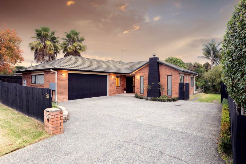 68 Wairere Road, The Gardens, Auckland - Carousel 1