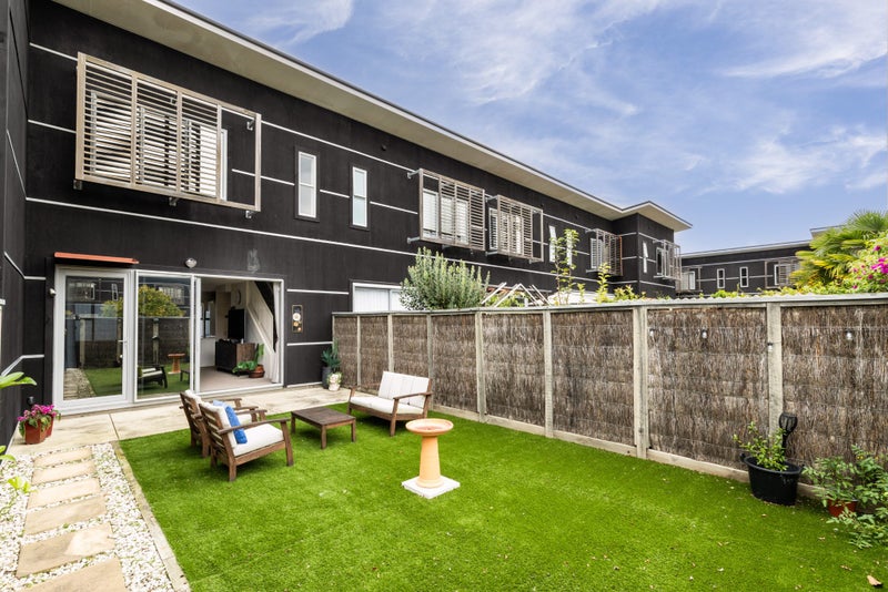 29/9 Humber Street, Pandora, Napier - Carousel 13