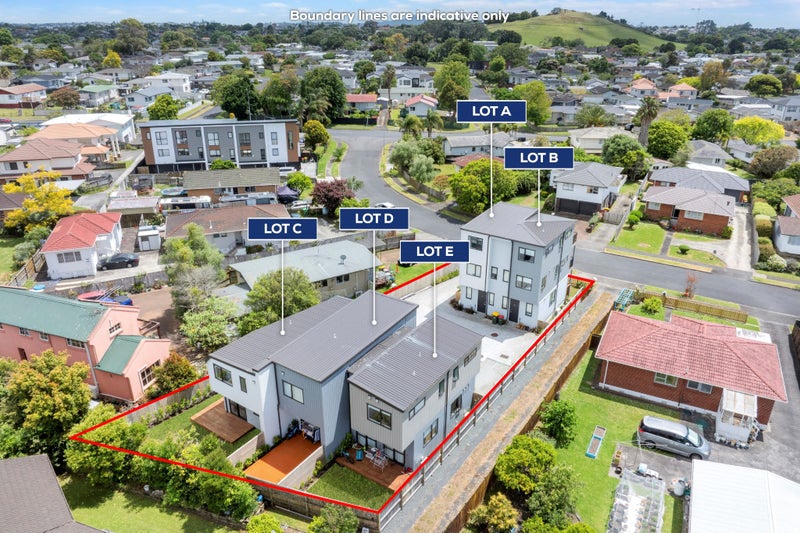 11E Mandarin Place, Half Moon Bay, Auckland - Carousel 1