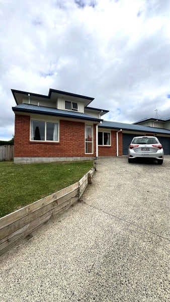 25 Maggie Place, Ohauiti, Tauranga - Carousel 1