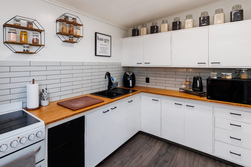 1/19 Keeling Street, West End, Palmerston North - Carousel 1