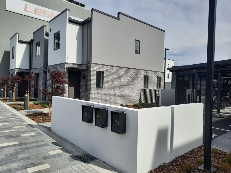 3/210 Hereford Street, Christchurch Central, Christchurch - Carousel 1