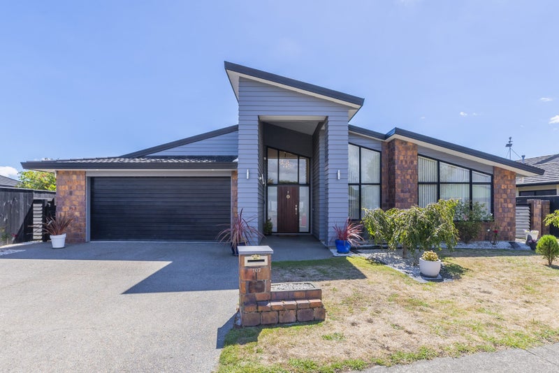 107 Regent Drive, Paraparaumu Beach, Paraparaumu - Carousel 1