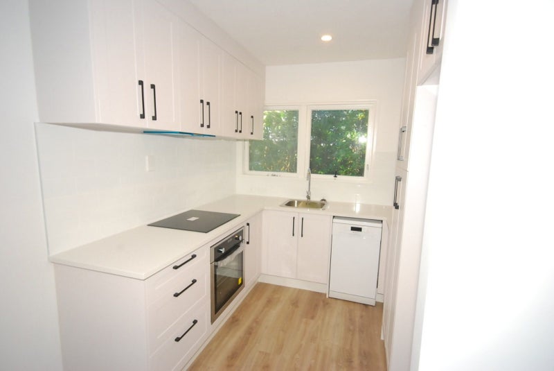 14/11 Tawera Road, Greenlane, Auckland - Carousel 2