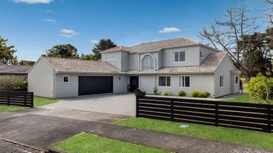 8 Seneca Court, Golflands, Auckland - Carousel 1