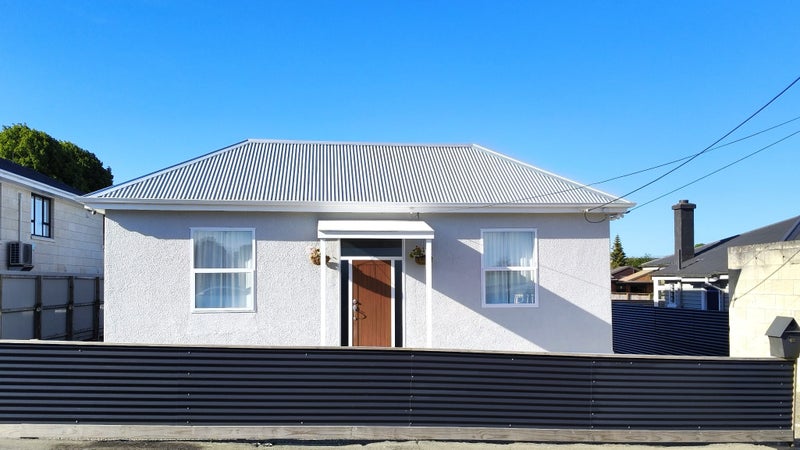 42 Exe Street, Oamaru, Oamaru - Carousel 1