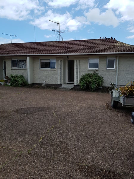 7C Riverside Road, Orewa, Orewa - Carousel 1