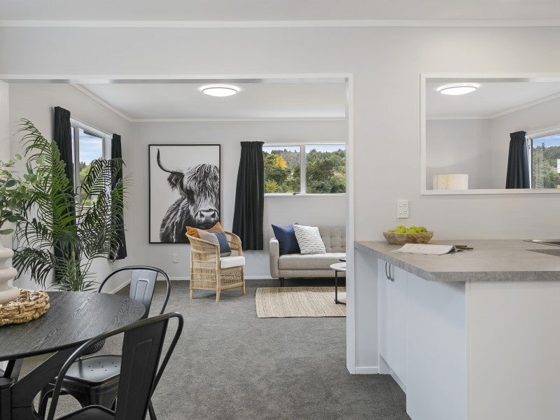 10 Wembley Place, Richmond Heights, Taupo - Carousel 2