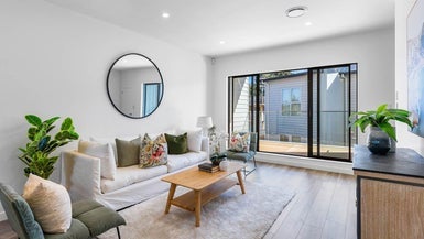 121E Sycamore Drive, Sunnynook, Auckland - Carousel 1