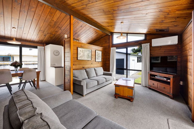 23 Rospeath Crescent, Spotswood, New Plymouth - Carousel 2