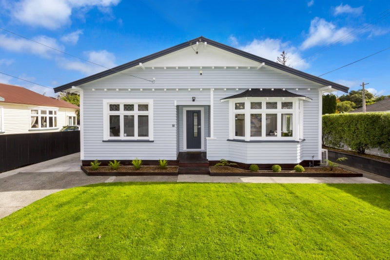 8 Leighton Avenue, Waiwhetu, Lower Hutt - Carousel 1