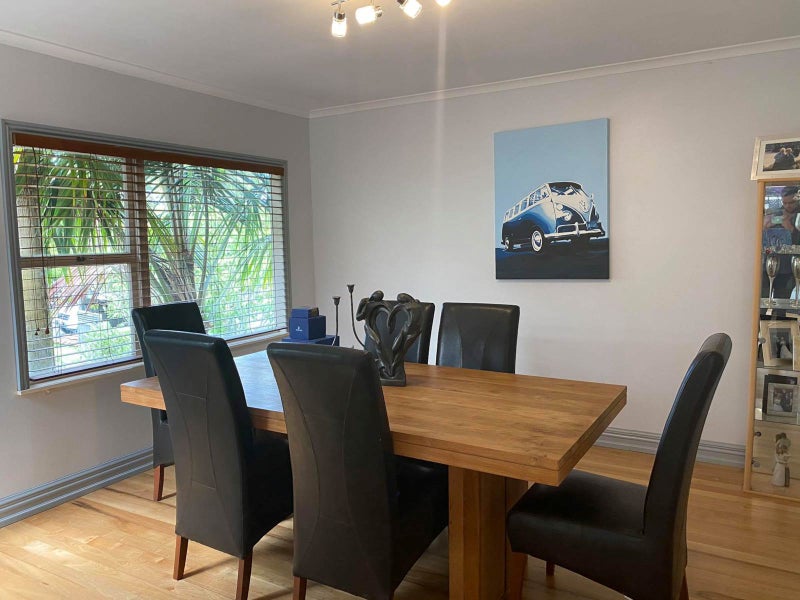 5 Neptune Avenue, Beach Haven, Auckland - Carousel 2