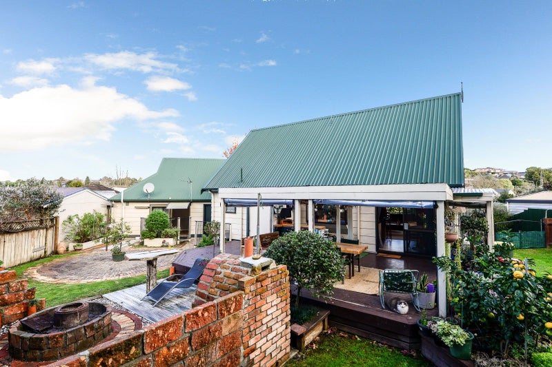 10 Colquhoun Place, Dinsdale, Hamilton - Carousel 1