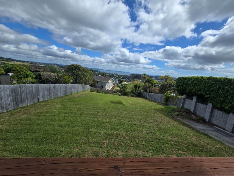 67 Wade River Road, Stanmore Bay, Whangaparaoa - Carousel 2