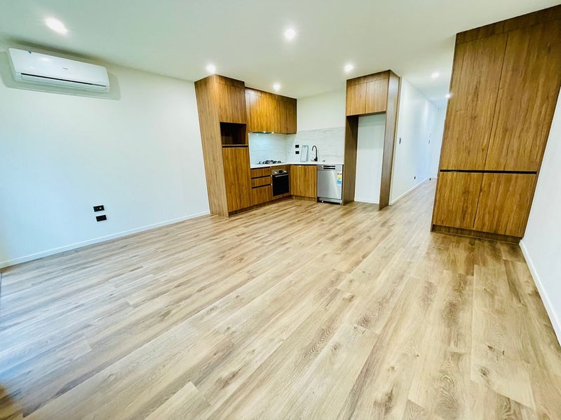 5/2 Donnell Avenue, Favona, Auckland - Carousel 1