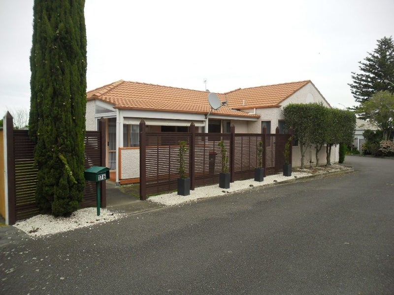 176 Charles Street, Westshore, Napier - Carousel 1