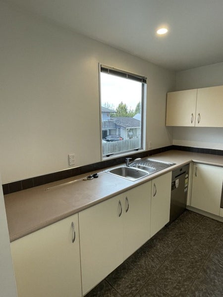 6/5 Cross Street, Phillipstown, Christchurch - Carousel 2