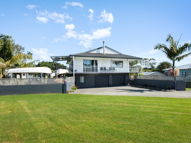 3 Esplanade Road, Katikati - Carousel 1