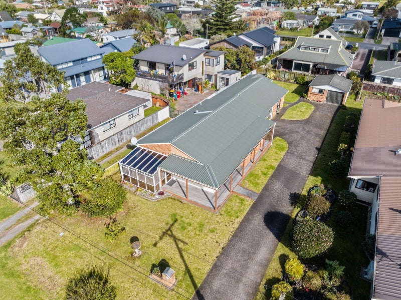 213 Mary Road, Whangamata - Carousel 34