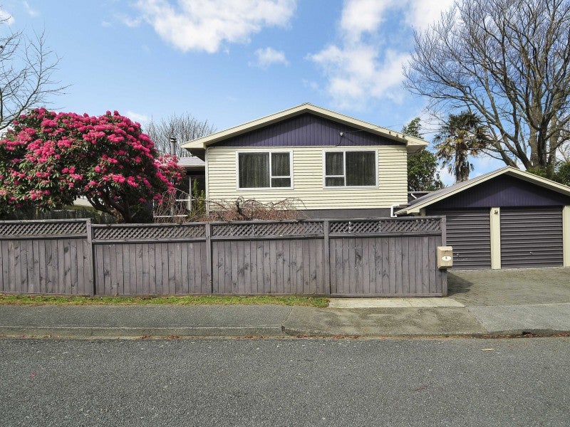 5 Norfolk Street, Belmont, Lower Hutt - Carousel 1
