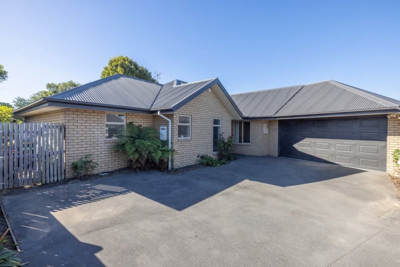 5 Mcclintock Lane, Sockburn, Christchurch - Carousel 1