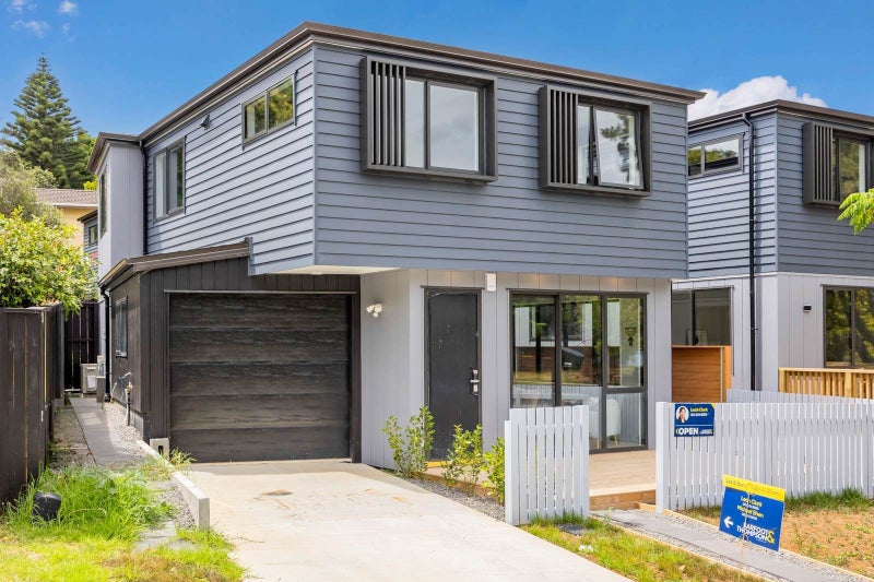 87C Salamanca Road, Sunnynook, Auckland - Carousel 1