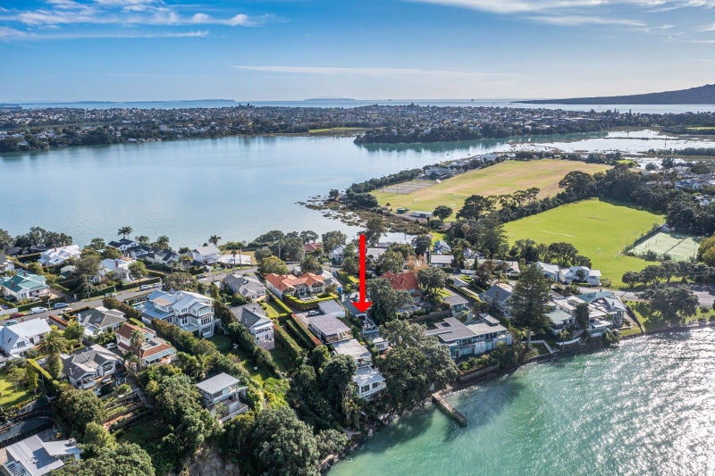 13 Stanley Point Road, Stanley Point, Auckland - Carousel 30