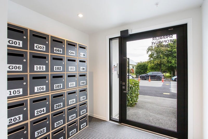 202/272 Barbadoes Street, Christchurch Central, Christchurch - Carousel 17