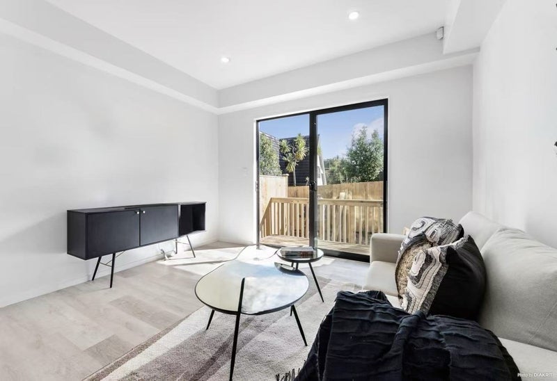 5/55 Patons Road, Howick, Auckland - Carousel 2