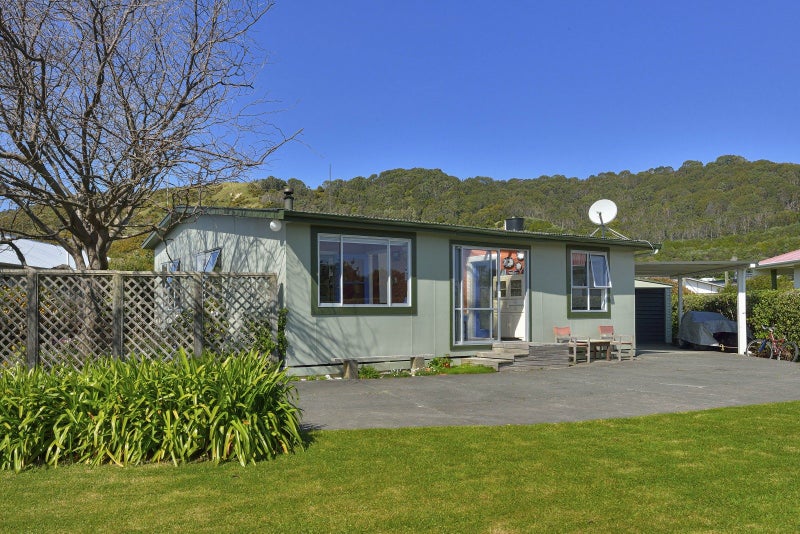 53 Fortescue Street, MAHIA, NUHAKA - Carousel 1
