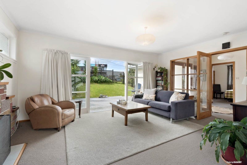 15 Havelock Avenue, Forrest Hill, Auckland - Carousel 1
