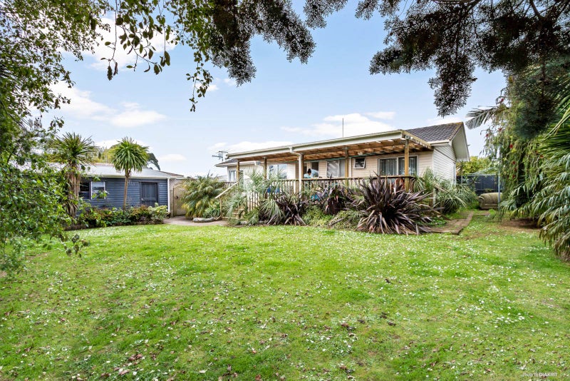 23 Pulman Place, Clover Park, Auckland - Carousel 2