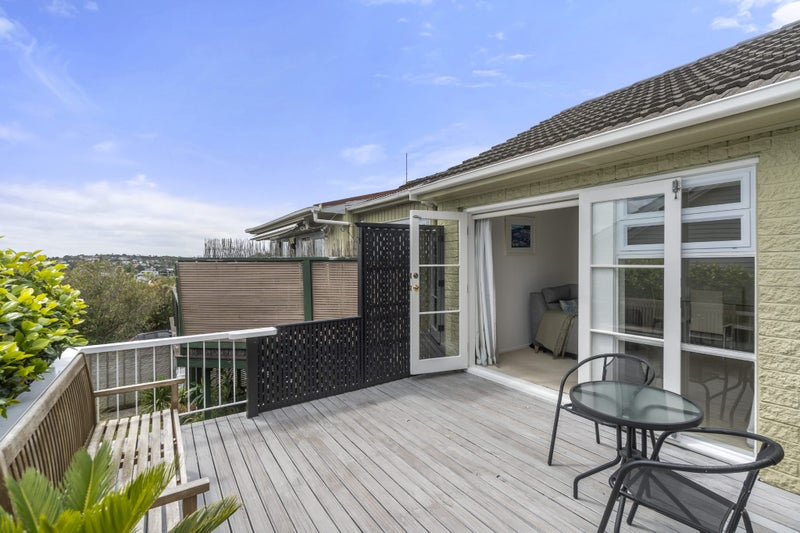2/18 Sprott Road, Kohimarama, Auckland - Carousel 2