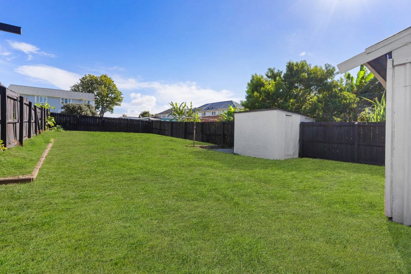 79 Court Crescent, Panmure, Auckland - Carousel 14