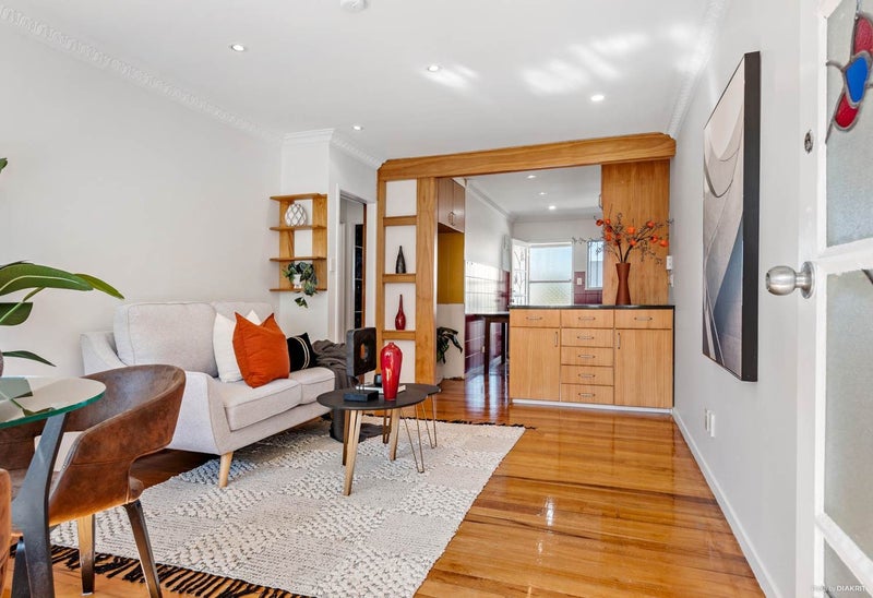 1/3 Kingsway Avenue, Sandringham, Auckland - Carousel 13