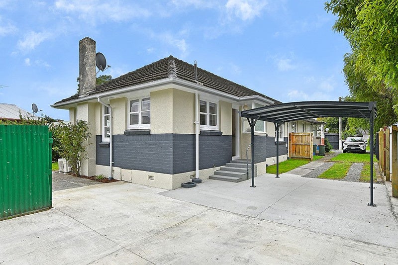 2/7 Brown Street, Wallaceville, Upper Hutt - Carousel 1